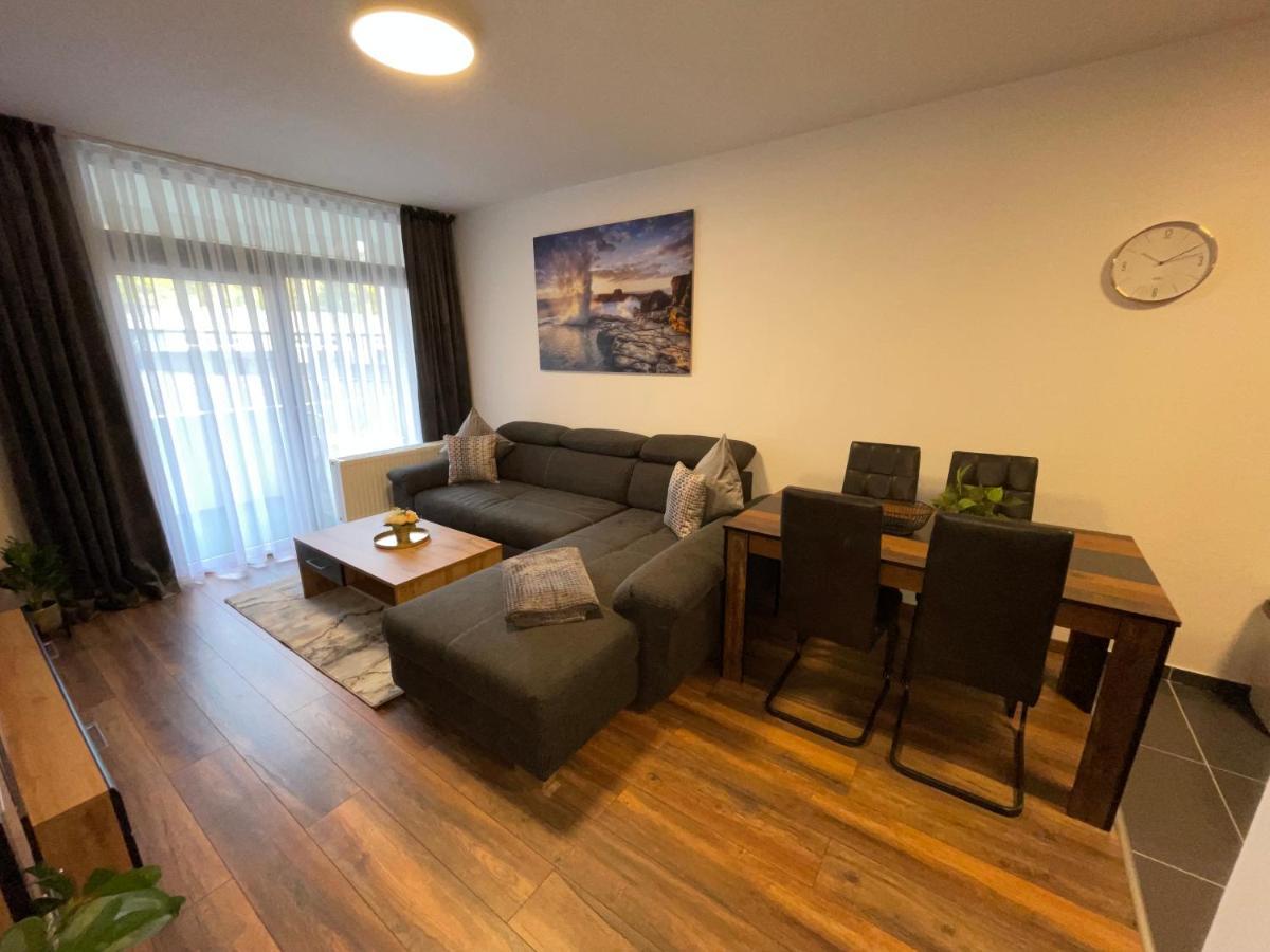 Ferienwohnung Linda Incl Pool, Sauna & Tiefgarage บัดฮาร์ซบวร์ก ภายนอก รูปภาพ